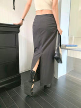 將圖片載入圖庫檢視器 Back Slit Skirt
