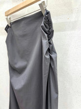 將圖片載入圖庫檢視器 Back Slit Skirt
