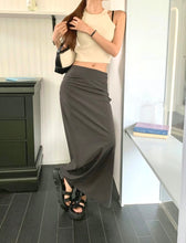 將圖片載入圖庫檢視器 Back Slit Skirt
