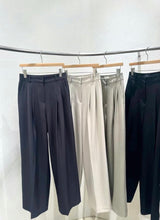 將圖片載入圖庫檢視器 Workday Trousers
