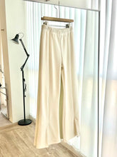 將圖片載入圖庫檢視器 Winter Slit Pants
