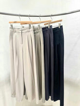 將圖片載入圖庫檢視器 Workday Trousers
