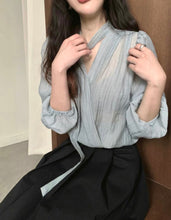 將圖片載入圖庫檢視器 Ribbon Sheer Blouse
