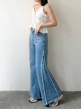 Load image into Gallery viewer, Lines Flared Jeans
