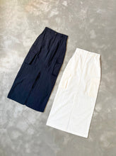 Load image into Gallery viewer, Kiko Cargo Slit Skirt
