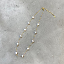 Load image into Gallery viewer, Pearl Ball Necklace
