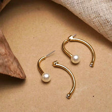 Load image into Gallery viewer, Pearl Curve Earrings
