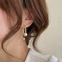 Load image into Gallery viewer, Pearl Curve Earrings
