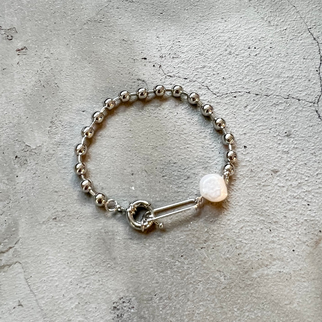 Pearl Ball Bracelet