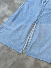 Load image into Gallery viewer, Umbrella Denim Slit Skirt
