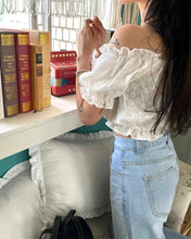 將圖片載入圖庫檢視器 Daisy Off Shoulder Top
