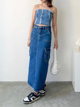Load image into Gallery viewer, Pocket Denim Slit Skirt
