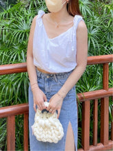 將圖片載入圖庫檢視器 V-neck Cloud Vest
