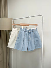將圖片載入圖庫檢視器 Umbrella Denim Shorts
