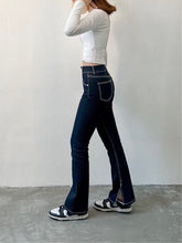 Load image into Gallery viewer, Kiko Slit Jeans
