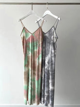 Load image into Gallery viewer, Tie Dye Slit Dress
