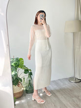 Load image into Gallery viewer, Comfy Slit Skirt
