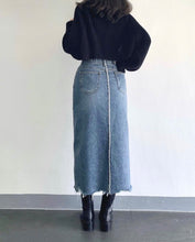 Load image into Gallery viewer, Lines Denim Skirt
