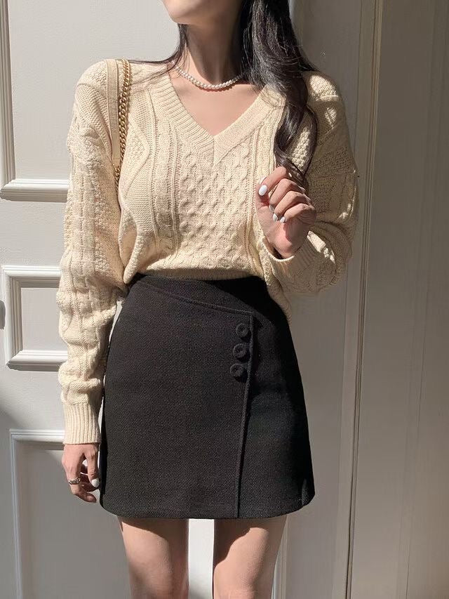 Lady Button Skirt