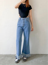 Load image into Gallery viewer, Soso Jeans
