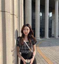 將圖片載入圖庫檢視器 Tweed Button Top
